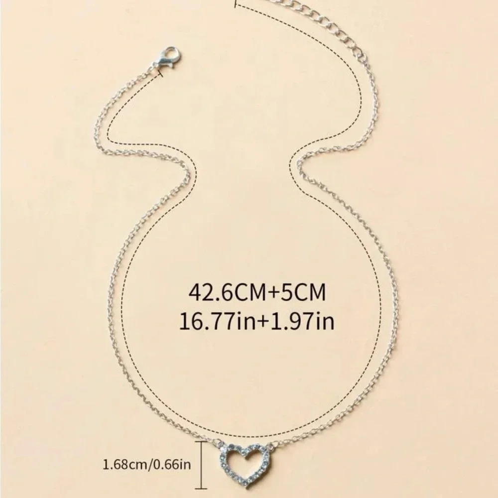 ⚠️Clearance Silver Rhinestone Heart Charm Necklace - Picture 2 of 3